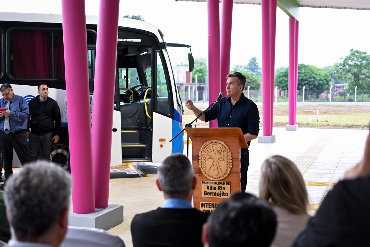Villa Río Bermejito: Zdero inauguró la terminal de ómnibus y destacó su impacto turístico